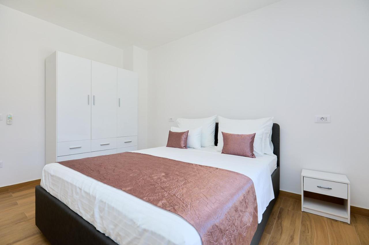 Green Lantern Apartments Okuklje Eksteriør bilde