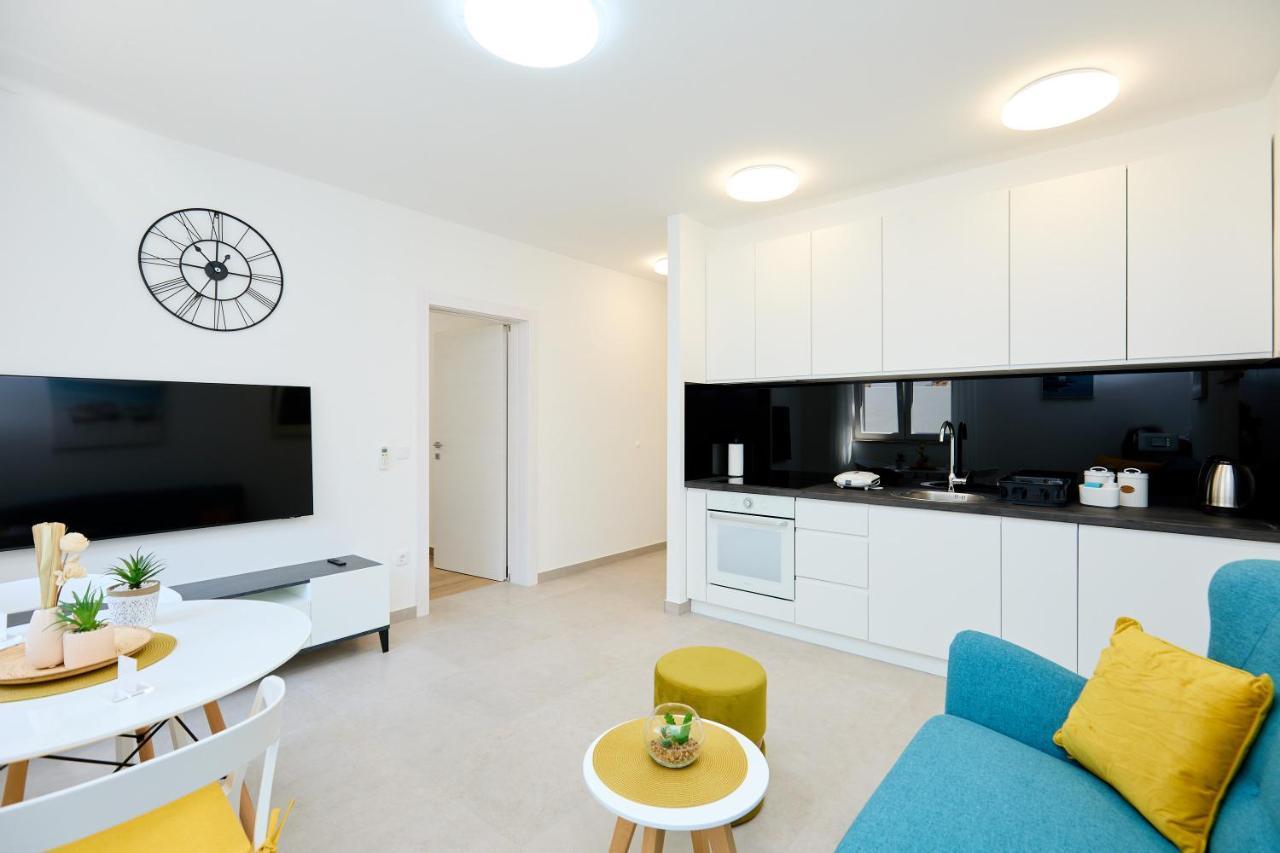 Green Lantern Apartments Okuklje Eksteriør bilde