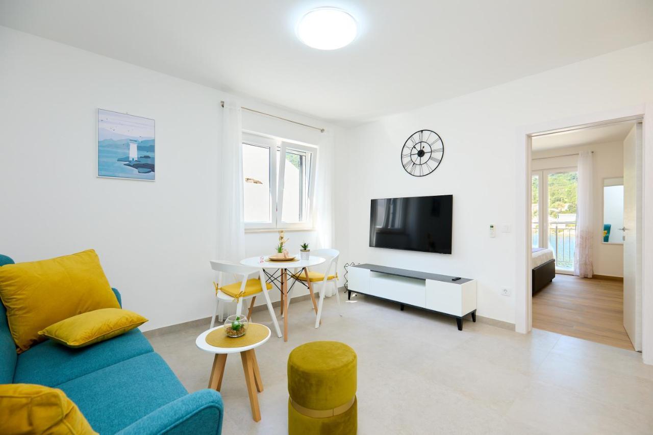 Green Lantern Apartments Okuklje Eksteriør bilde